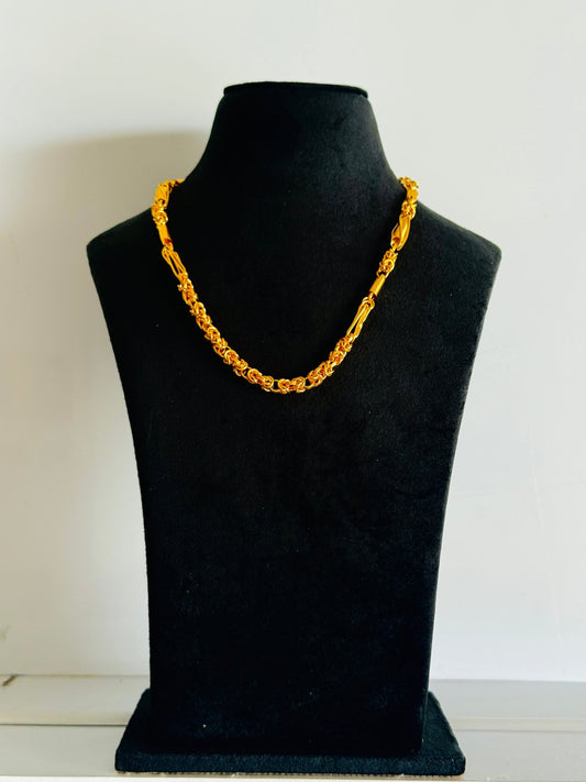 Elegant Royal Gold Chain